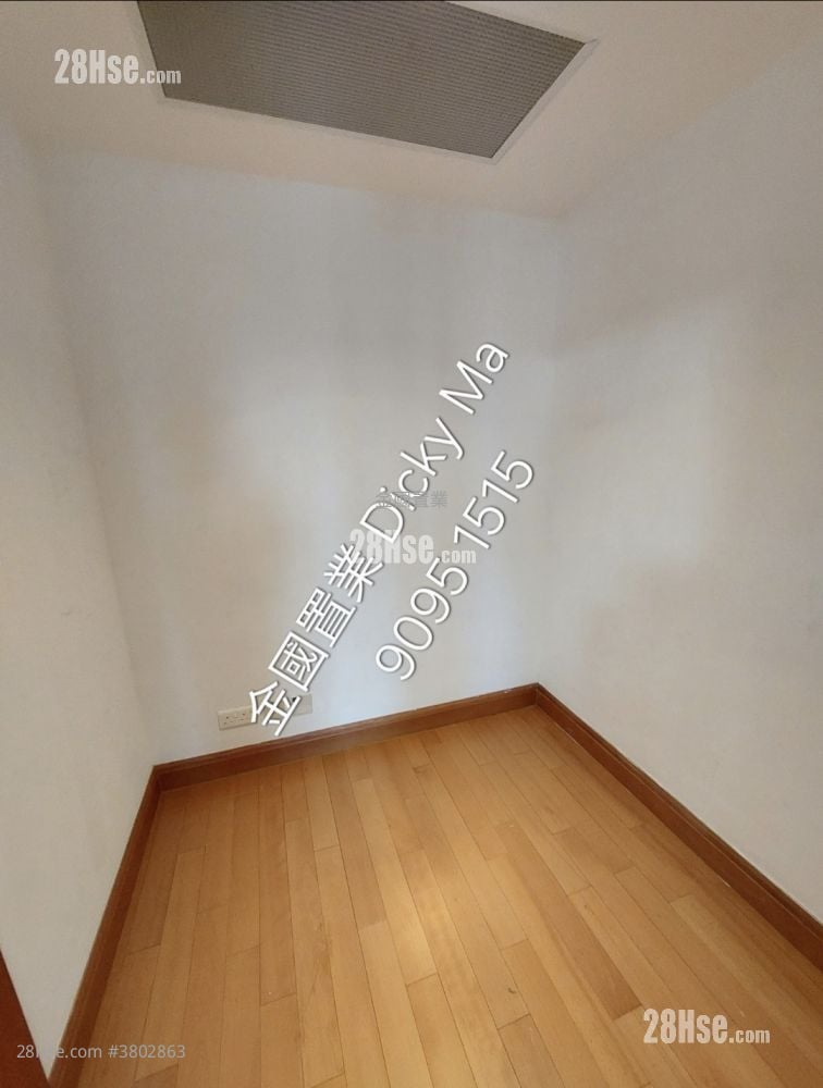 君临天下 租盘 2 房 , 2 浴室 779 平方尺