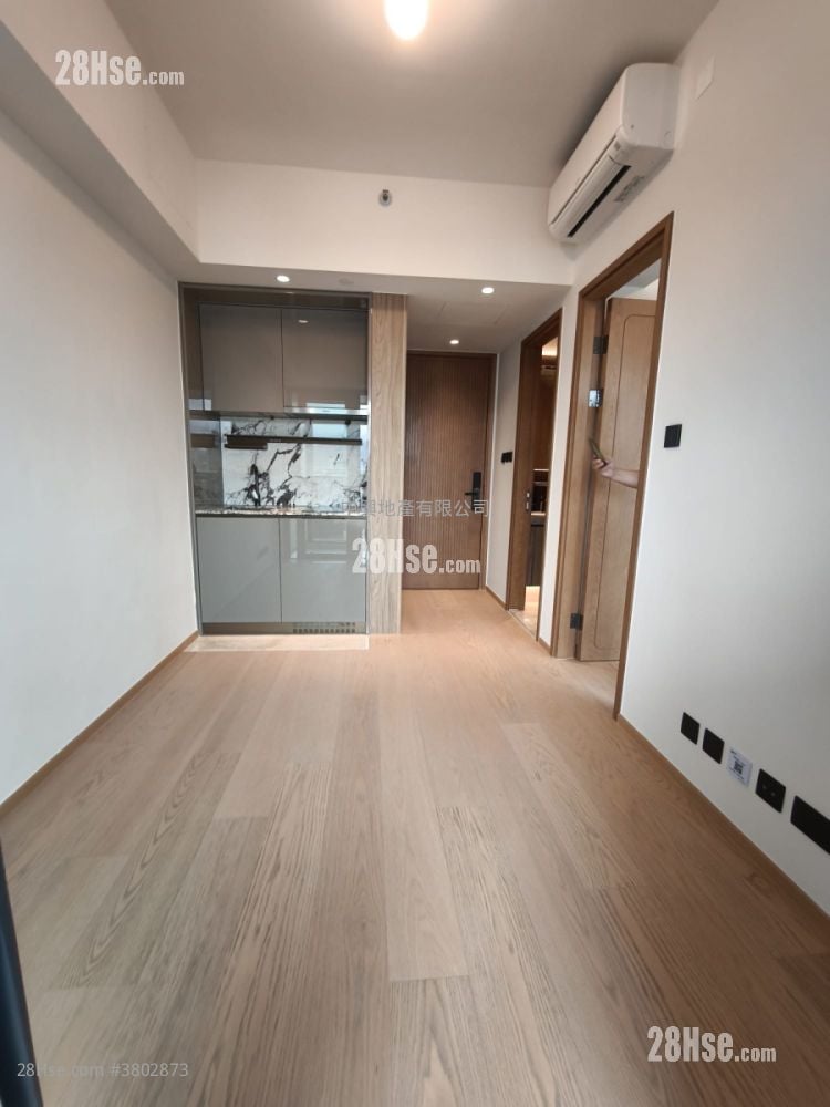 Topside Residence Rental 1 Bedroom 272 ft²