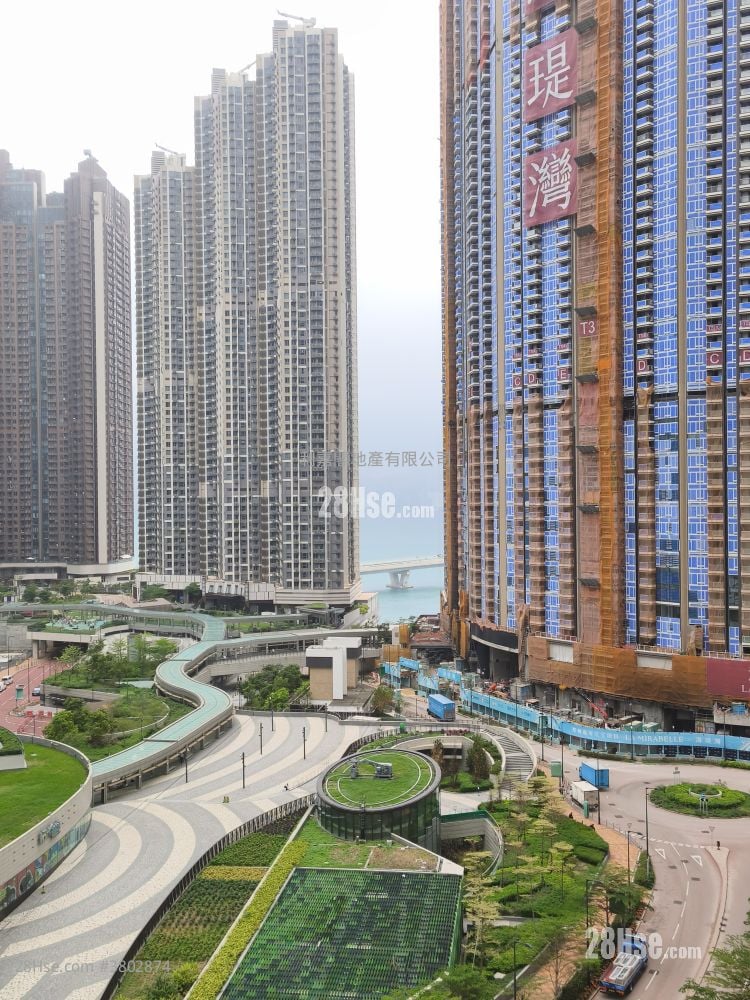 致蓝天 售盘 3 房 , 3 浴室 819 平方尺