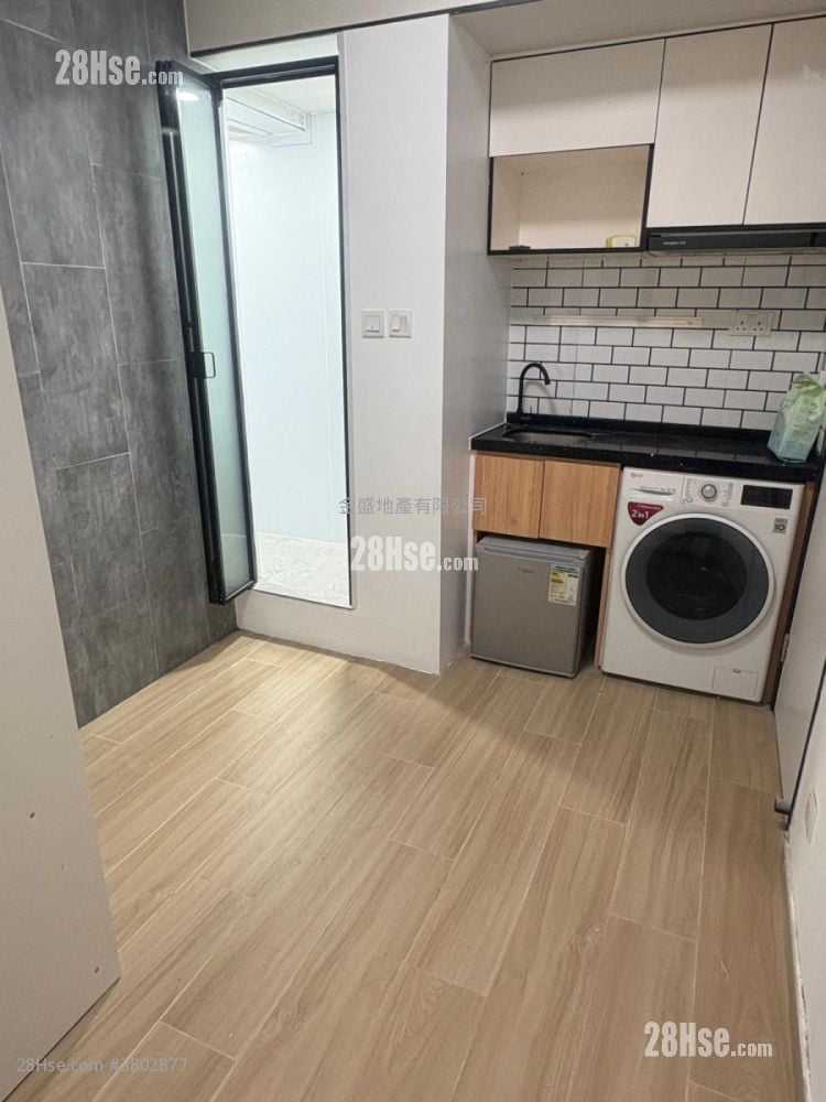 单幢楼房 租盘 1 浴室 160 平方尺