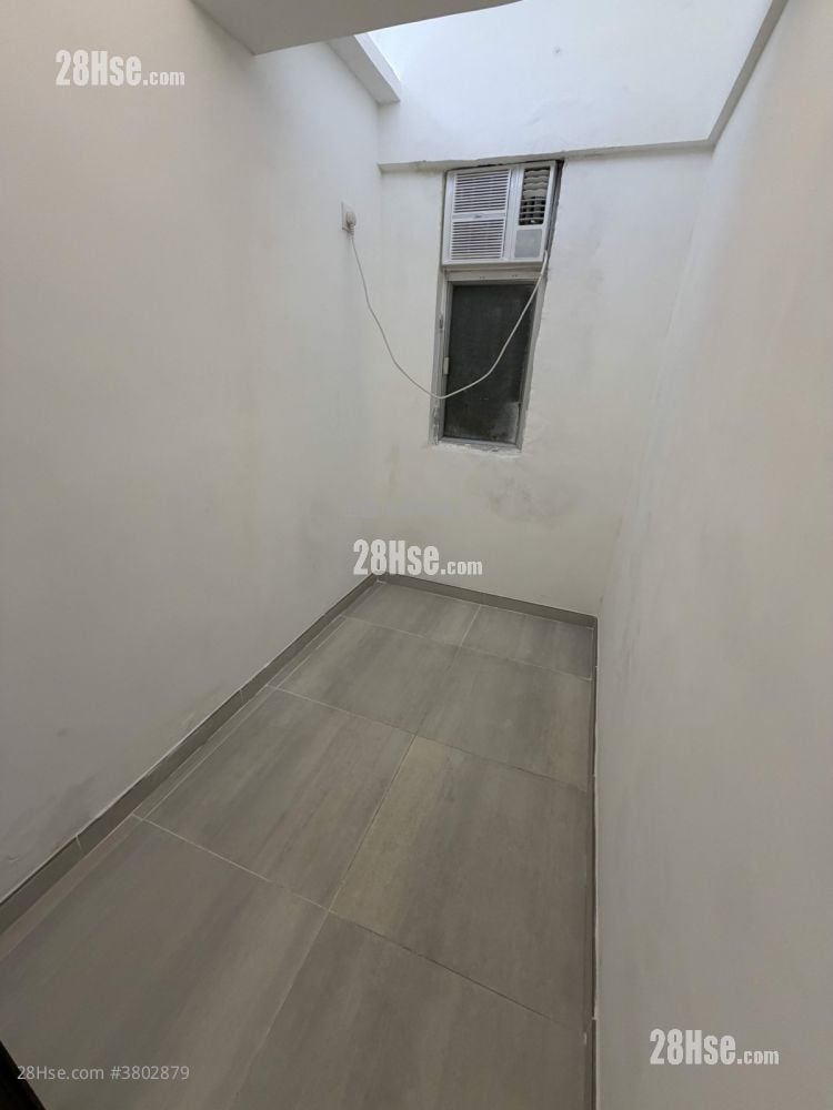 美轮大厦 租盘 2 房 , 1 浴室 300 平方尺