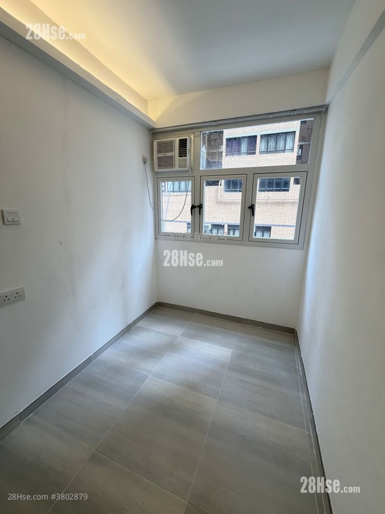 美轮大厦 租盘 2 房 , 1 浴室 300 平方尺