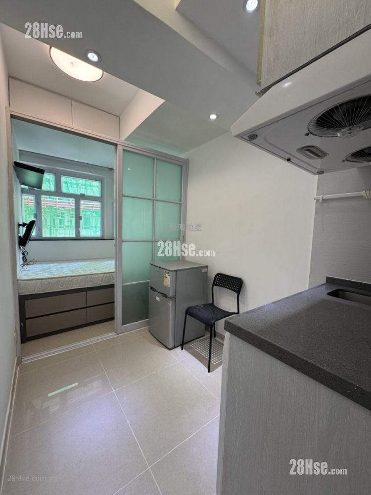 Man Wai Building Rental 1 Bedroom , 1 Bathroom 160 ft²