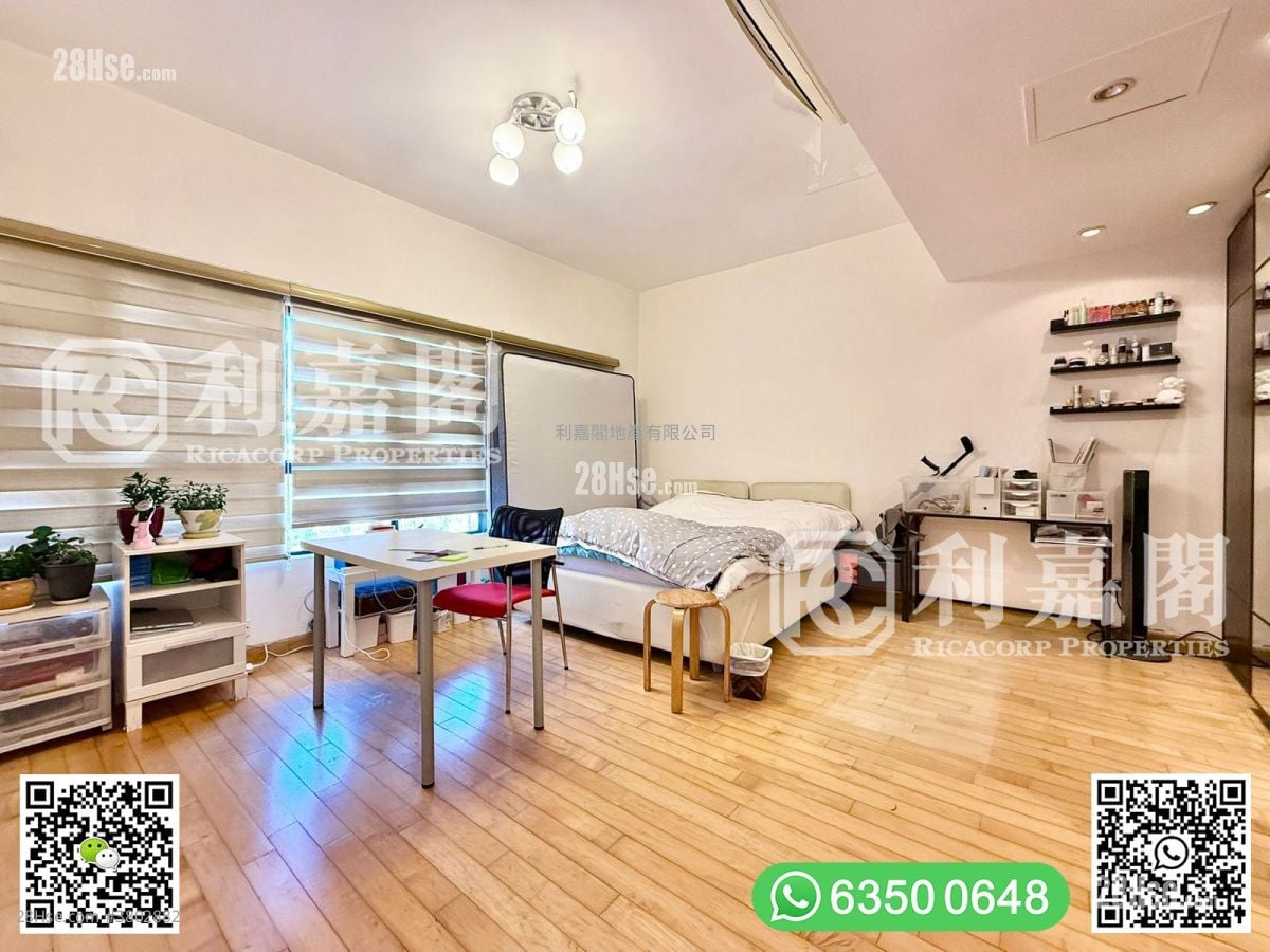 Marina Cove Sell 5+ Bedrooms , 4 Bathrooms 1,973 ft²