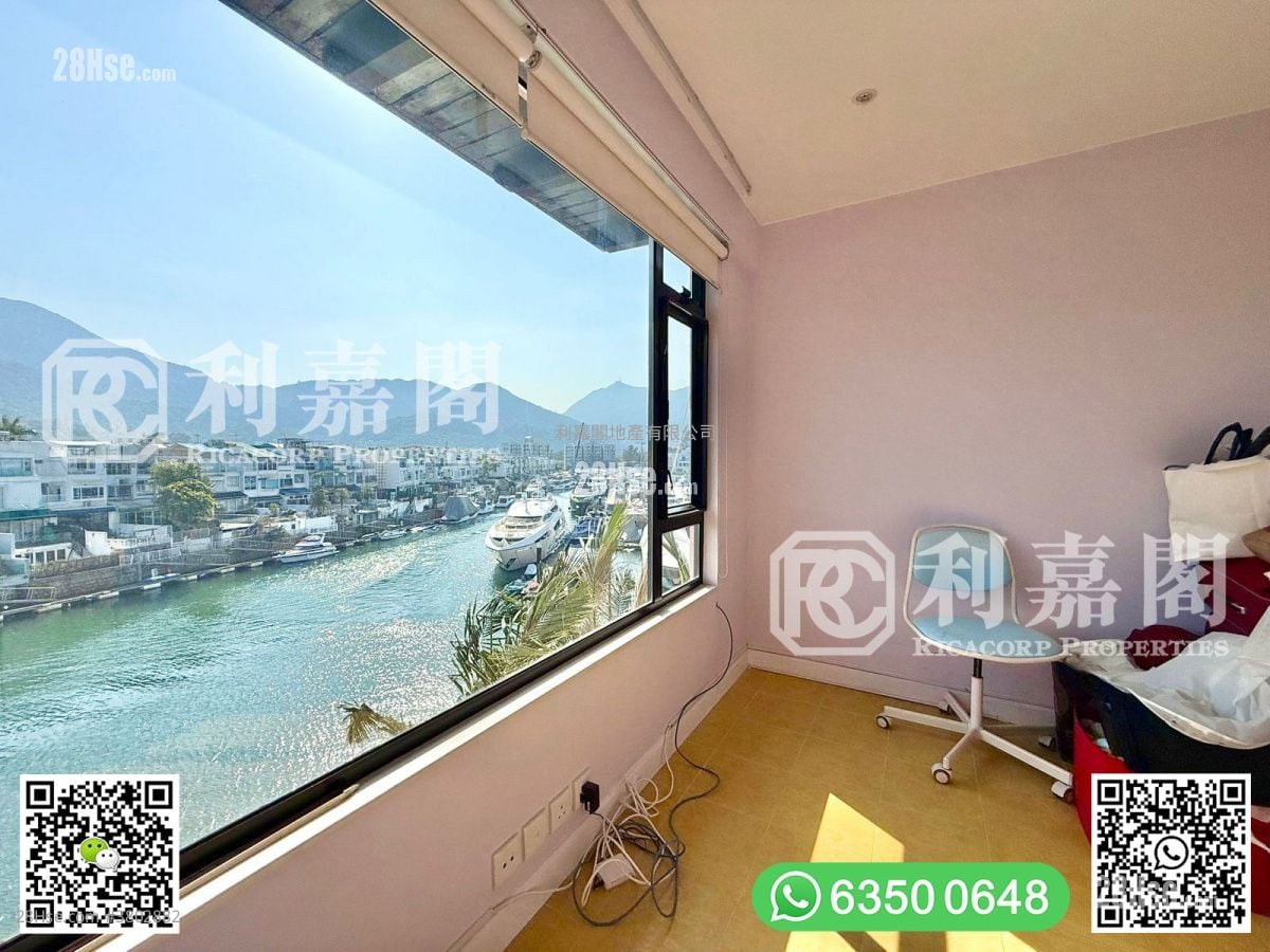 Marina Cove Sell 5+ Bedrooms , 4 Bathrooms 1,973 ft²