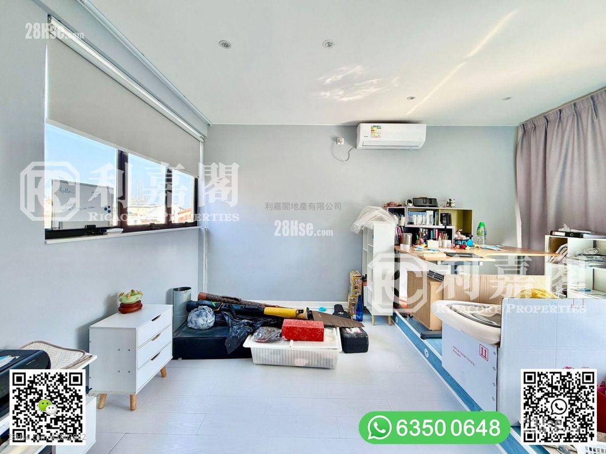 Marina Cove Sell 5+ Bedrooms , 4 Bathrooms 1,973 ft²
