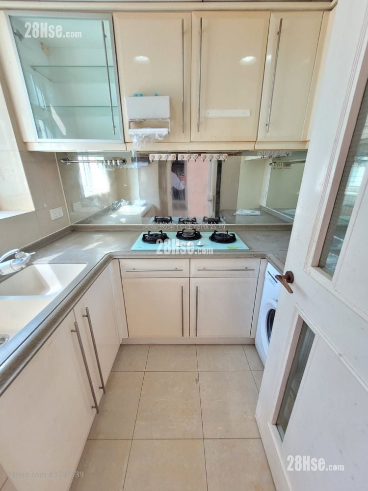 Banyan Garden Sell 2 Bedrooms , 1 Bathroom 493 ft²