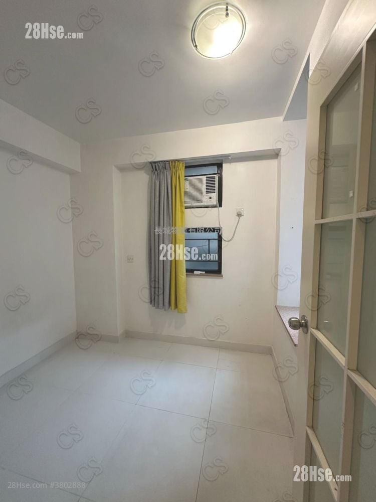 康怡花园 租盘 2 房 , 1 浴室 466 平方尺