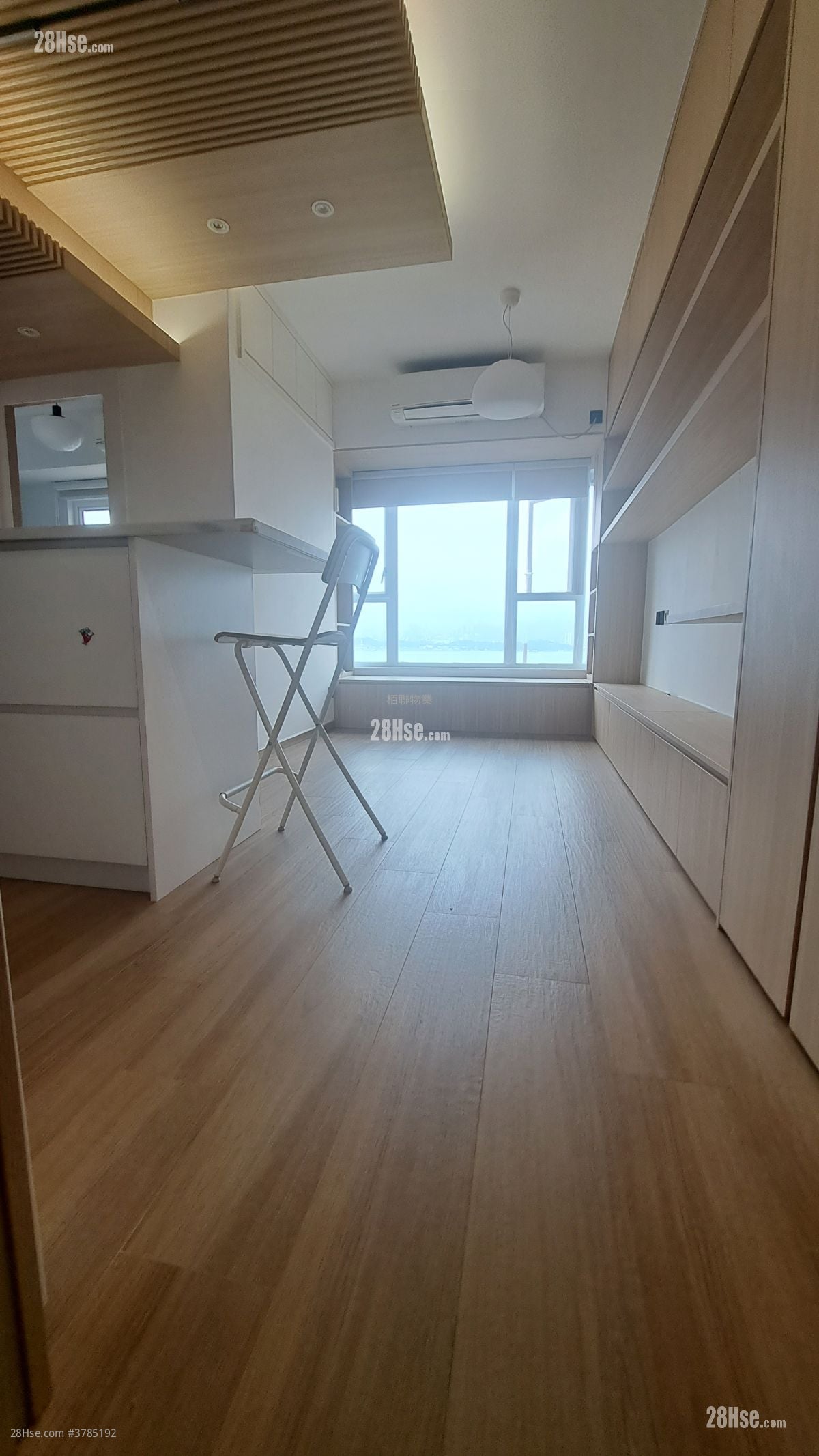 Richweahth Mansion Rental 2 Bedrooms , 1 Bathroom 429 ft²