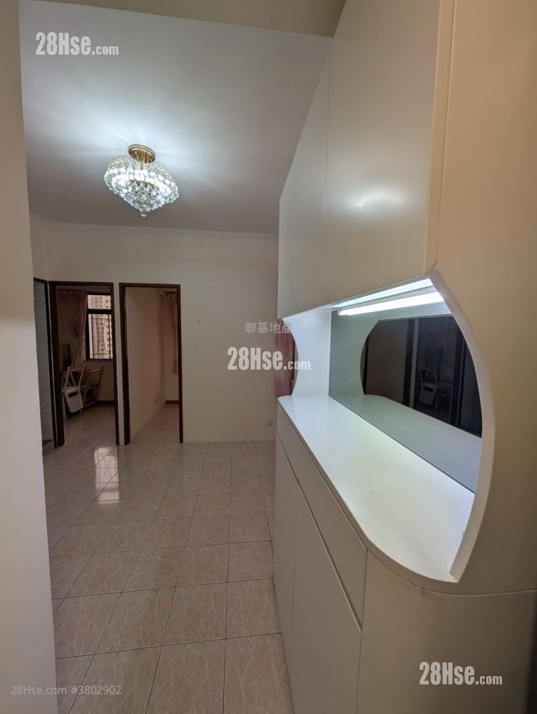 Fu Ho Building Sell 266 ft²