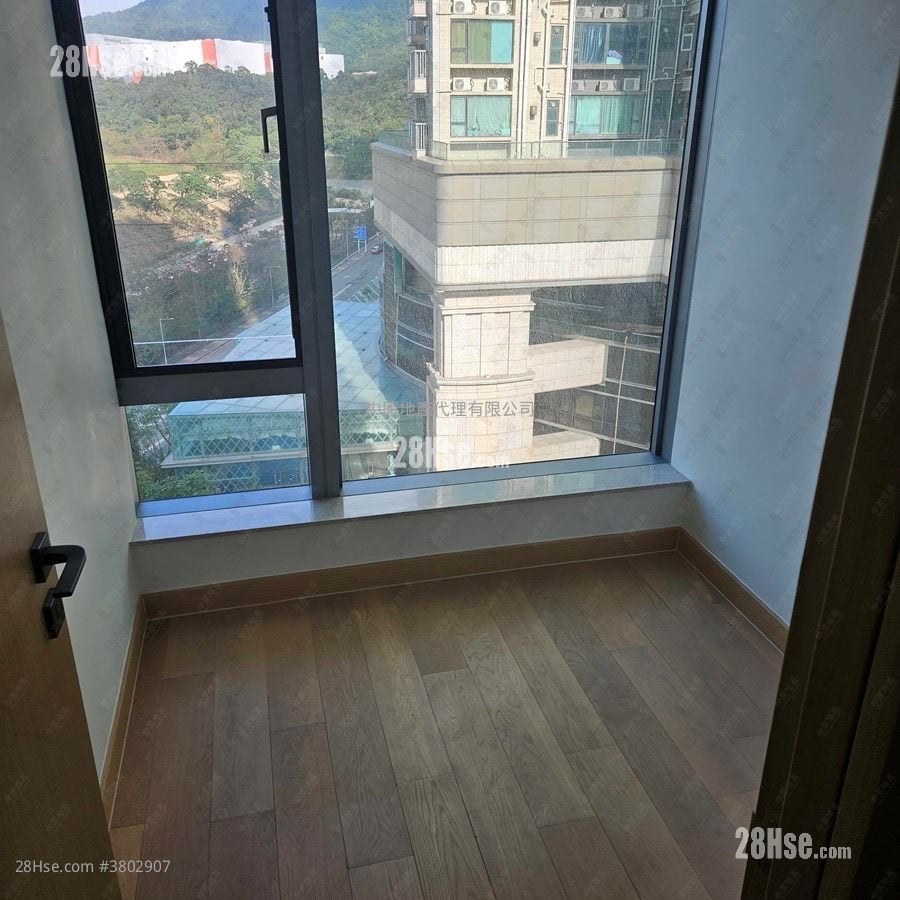 Malibu Sell 2 Bedrooms 435 ft²