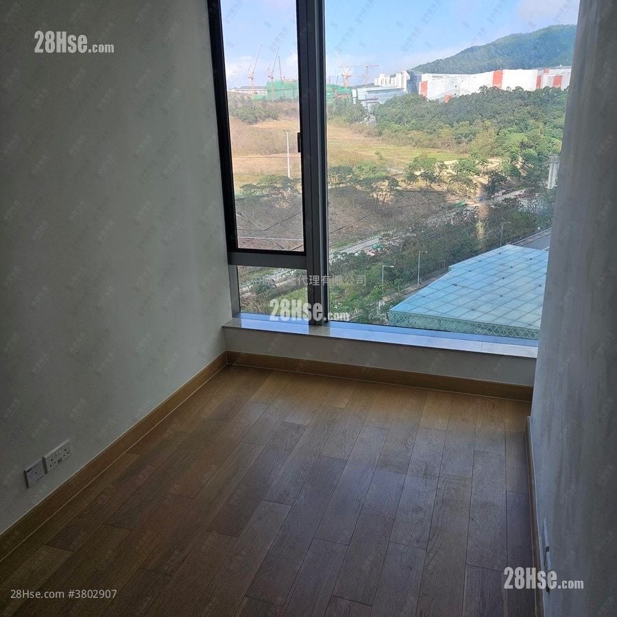 Malibu Sell 2 Bedrooms 435 ft²