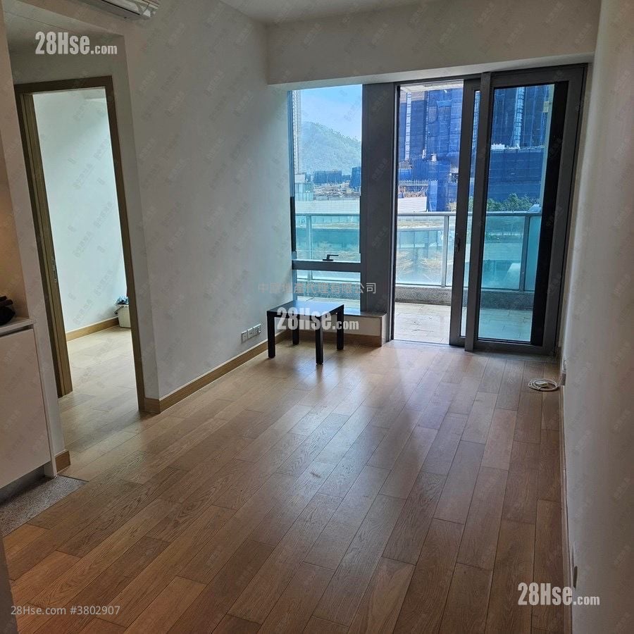 Malibu Sell 2 Bedrooms 435 ft²