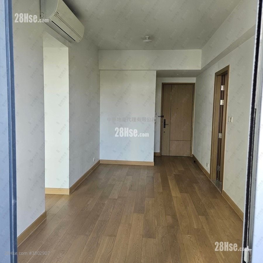 Malibu Sell 2 Bedrooms 435 ft²