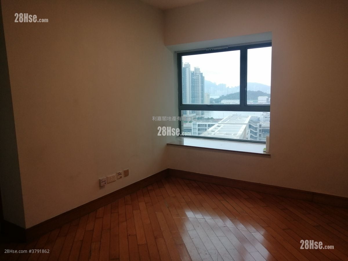 碧海蓝天 售盘 2 房 502 平方尺