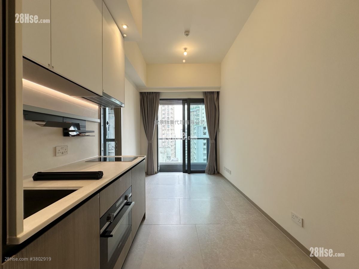 Kennedy 38 租盘 1 房 , 1 浴室 292 平方尺