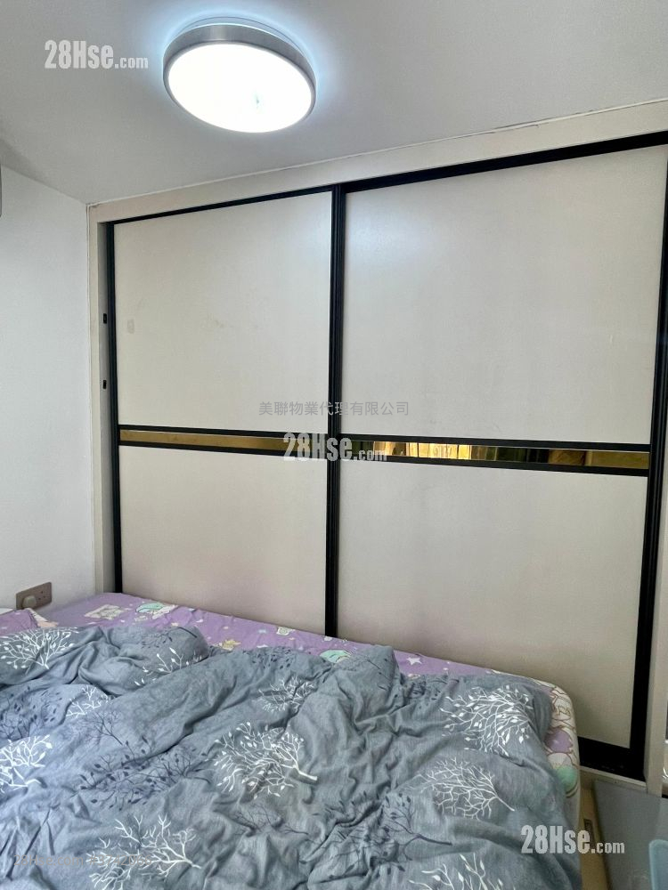 Wo Ming Court Sell 2 Bedrooms , 1 Bathroom 433 ft²