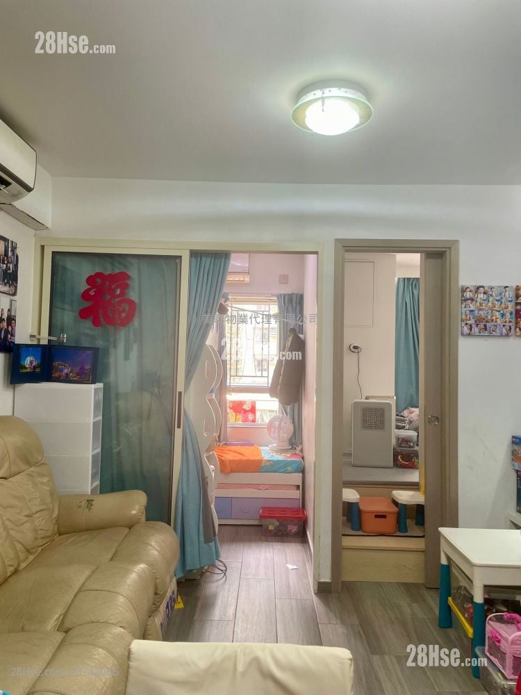 Wo Ming Court Sell 2 Bedrooms , 1 Bathroom 433 ft²