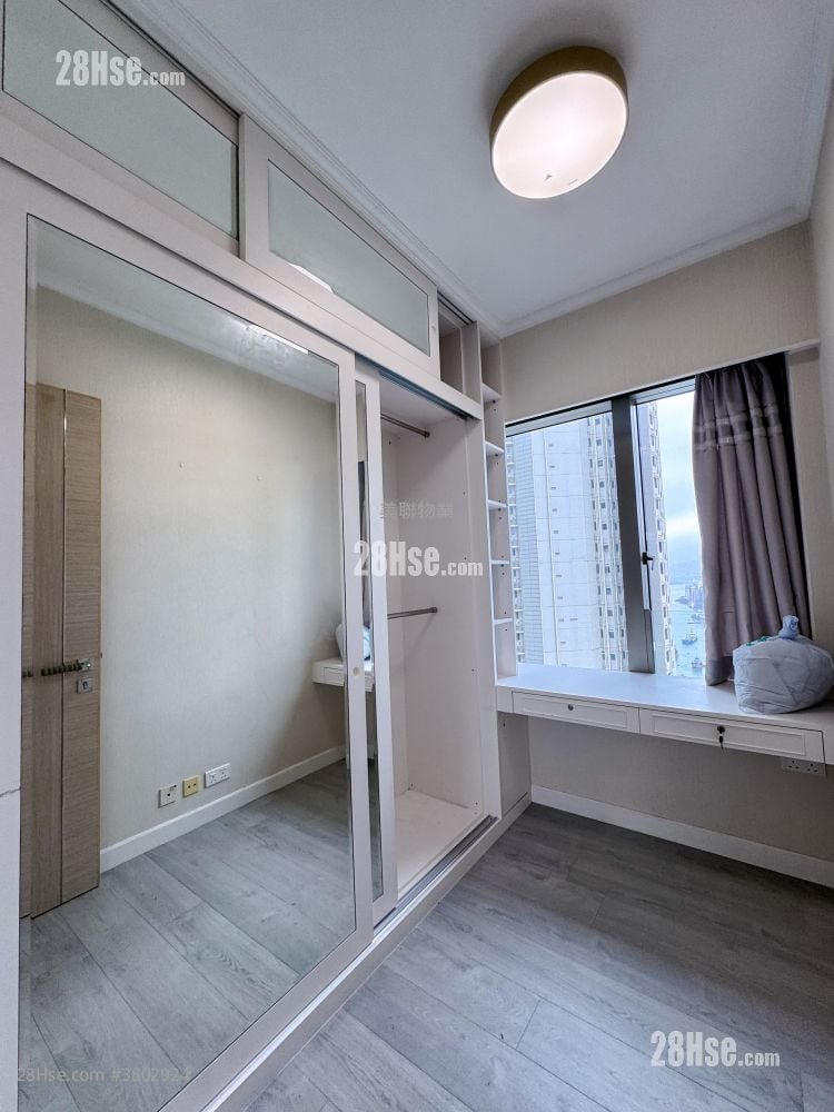 Ocean Pride Sell 3 Bedrooms , 2 Bathrooms 773 ft²