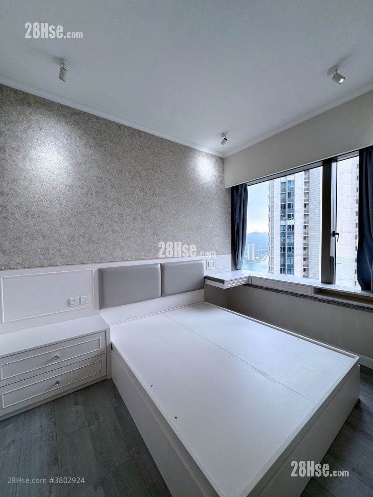 Ocean Pride Sell 3 Bedrooms , 2 Bathrooms 773 ft²