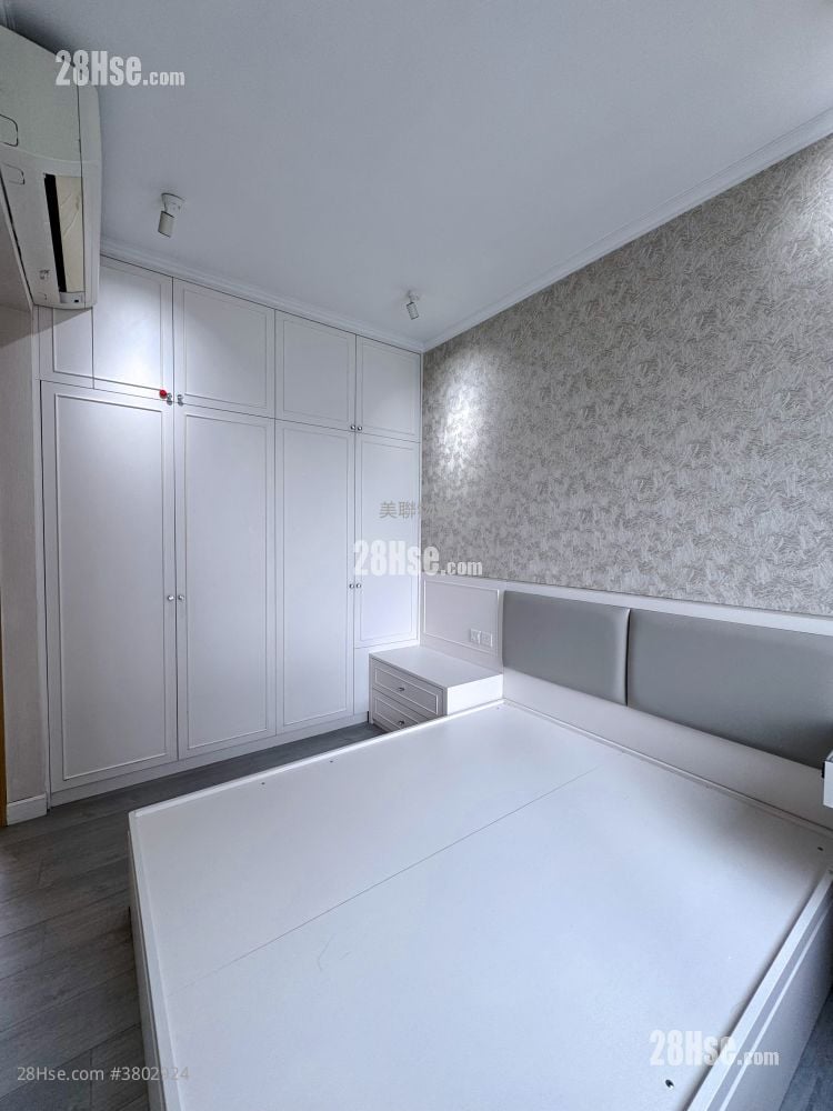 Ocean Pride Sell 3 Bedrooms , 2 Bathrooms 773 ft²