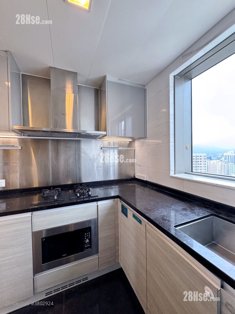 Ocean Pride Sell 3 Bedrooms , 2 Bathrooms 773 ft²