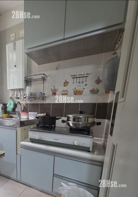 Lai Tsui Court Sell 1 Bedroom 287 ft²