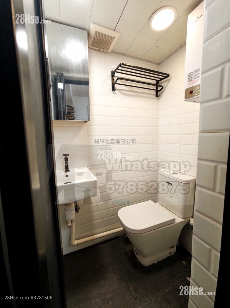 Hong Fai Building Rental 2 Bedrooms , 1 Bathroom 210 ft²