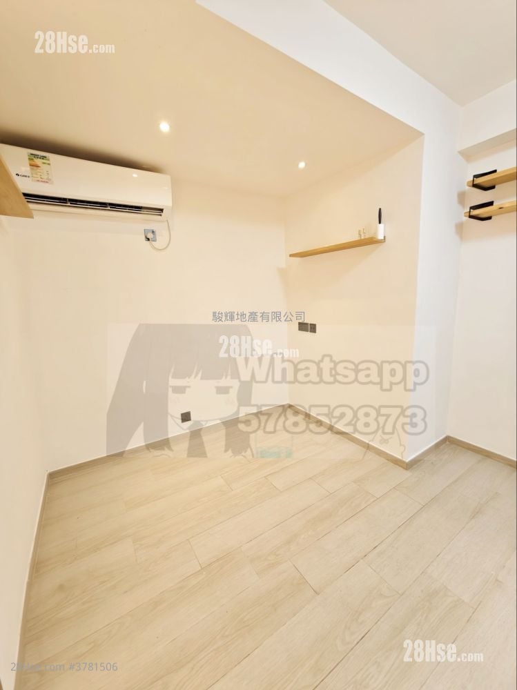 Hong Fai Building Rental 2 Bedrooms , 1 Bathroom 210 ft²