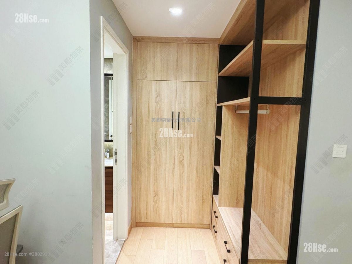 SAVANNAH 售盘 4 房 , 2 浴室 759 平方尺