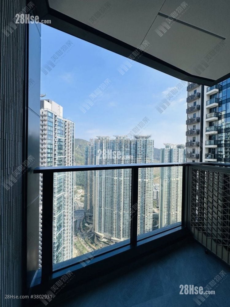 Seasons Place Rental 1 Bedroom , 1 Bathroom 330 ft²