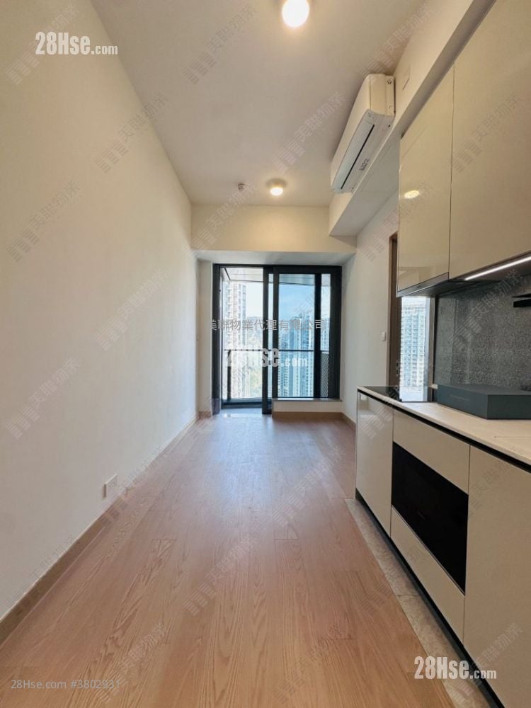 Seasons Place Rental 1 Bedroom , 1 Bathroom 330 ft²