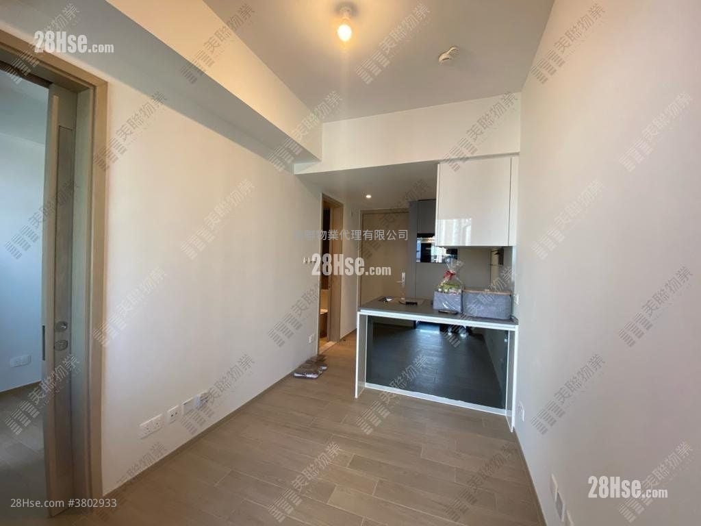 Lp6 Sell 1 Bedroom , 1 Bathroom 317 ft²