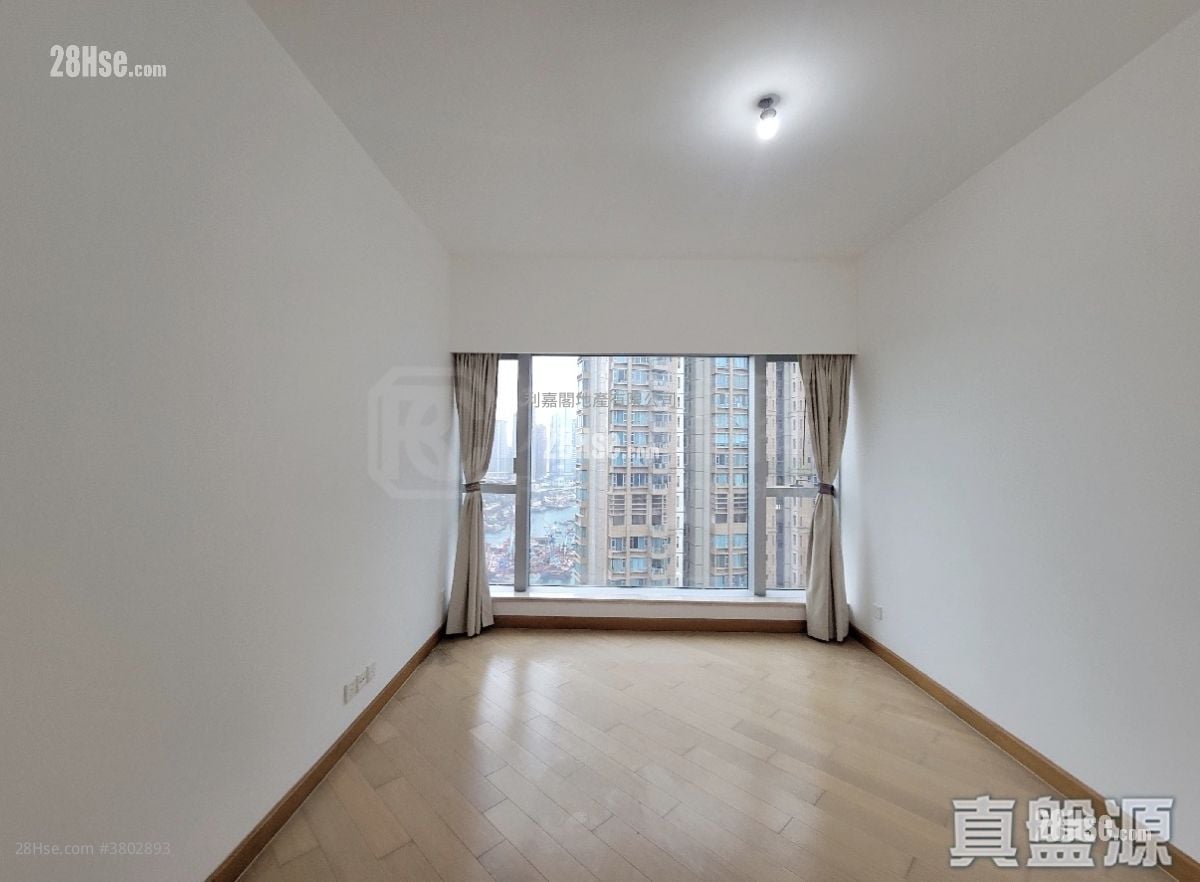 Imperial Cullinan Sell 5+ Bedrooms , 5+ Bathrooms 1,602 ft²