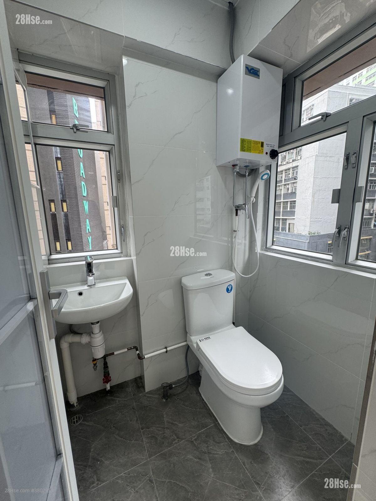 宏龙工业大厦 租盘