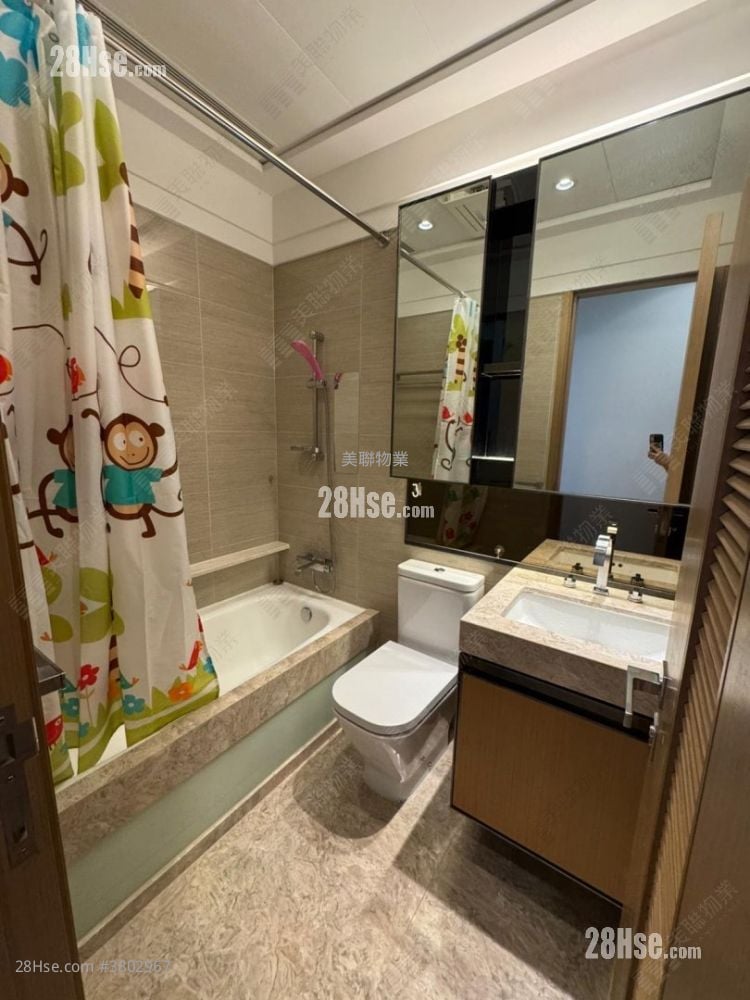 The Woodside Sell 2 Bedrooms , 1 Bathroom 594 ft²