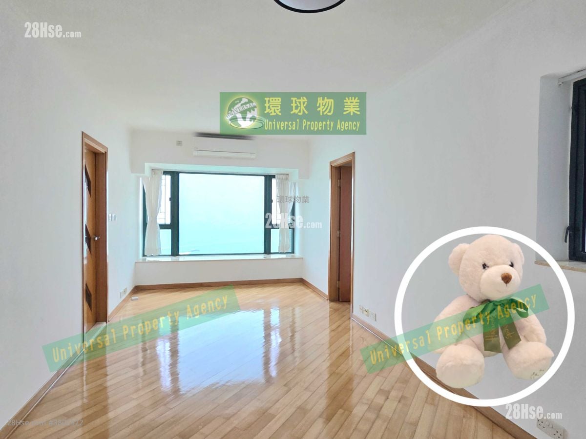 Manhattan Heights Rental 3 Bedrooms , 2 Bathrooms 715 ft²