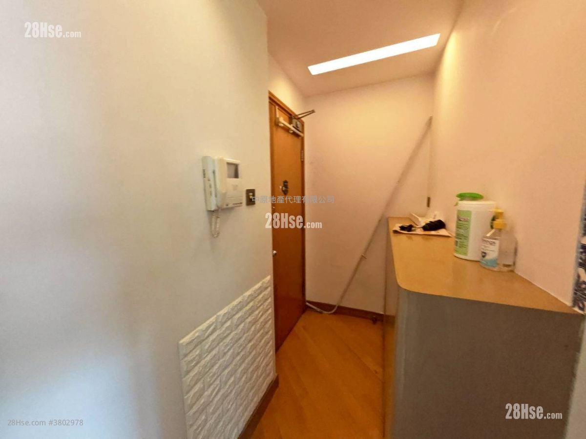 Napa Valley Sell 2 Bedrooms , 1 Bathroom 515 ft²