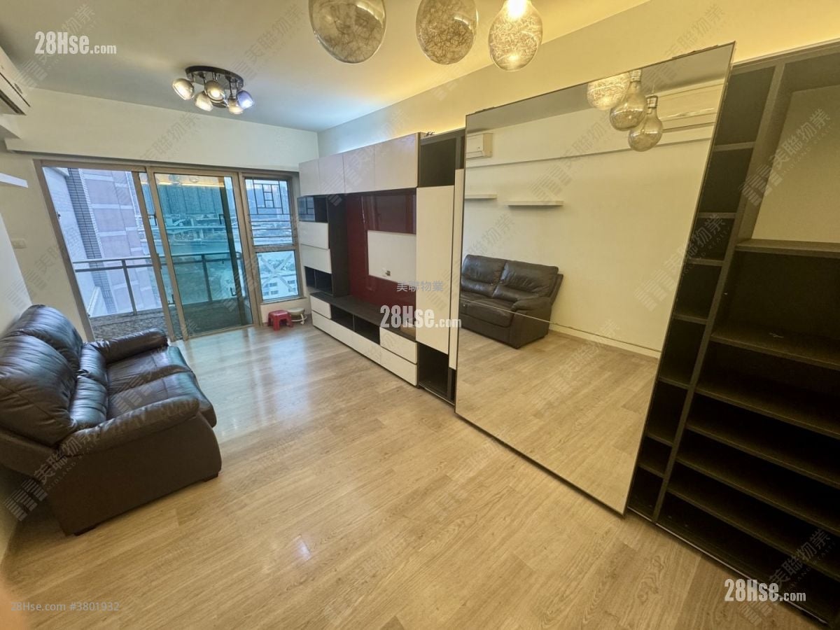 City Point Sell 3 Bedrooms , 2 Bathrooms 713 ft²