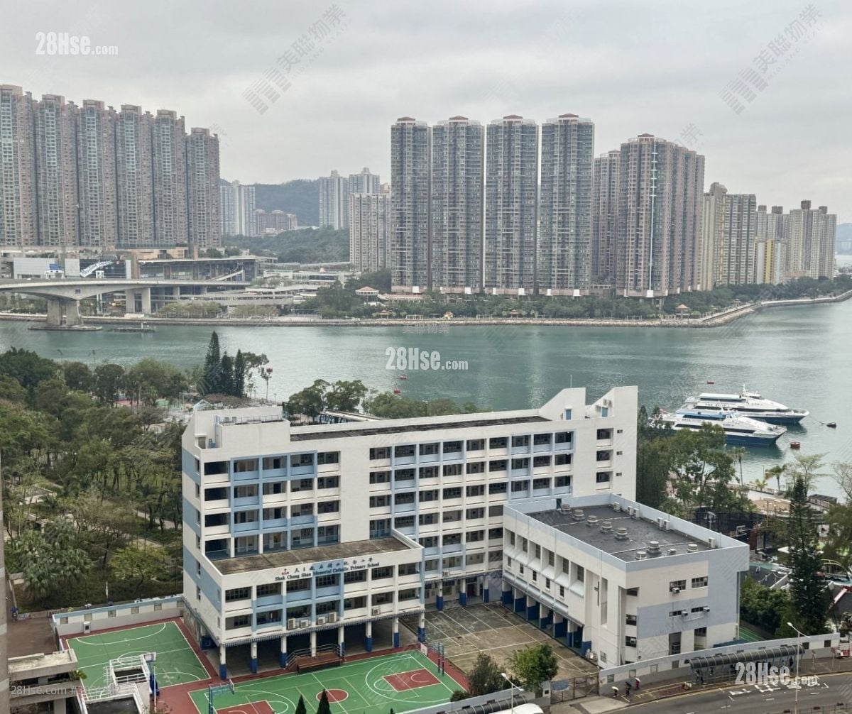 City Point Sell 3 Bedrooms , 2 Bathrooms 713 ft²