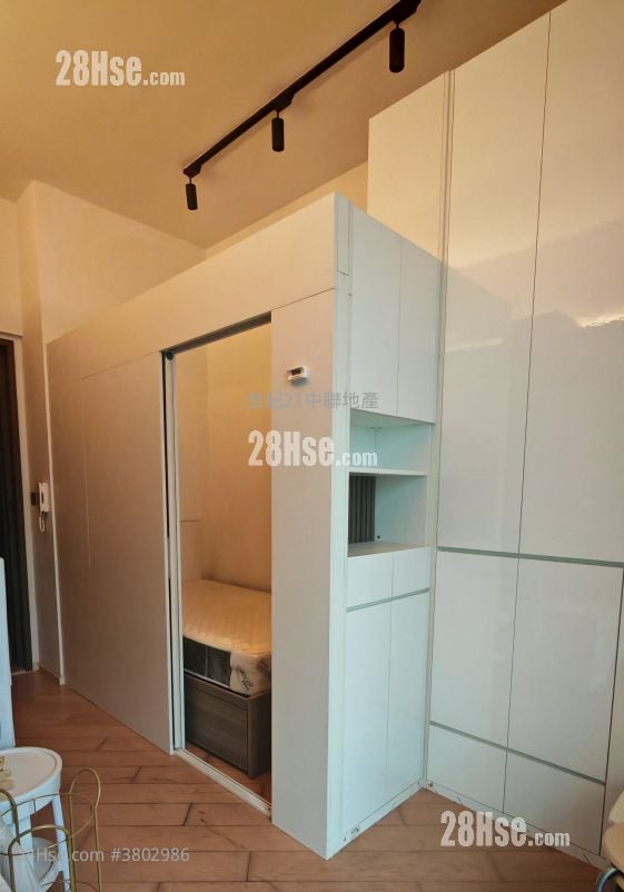 瑧蓺 售盘 1 房 216 平方尺