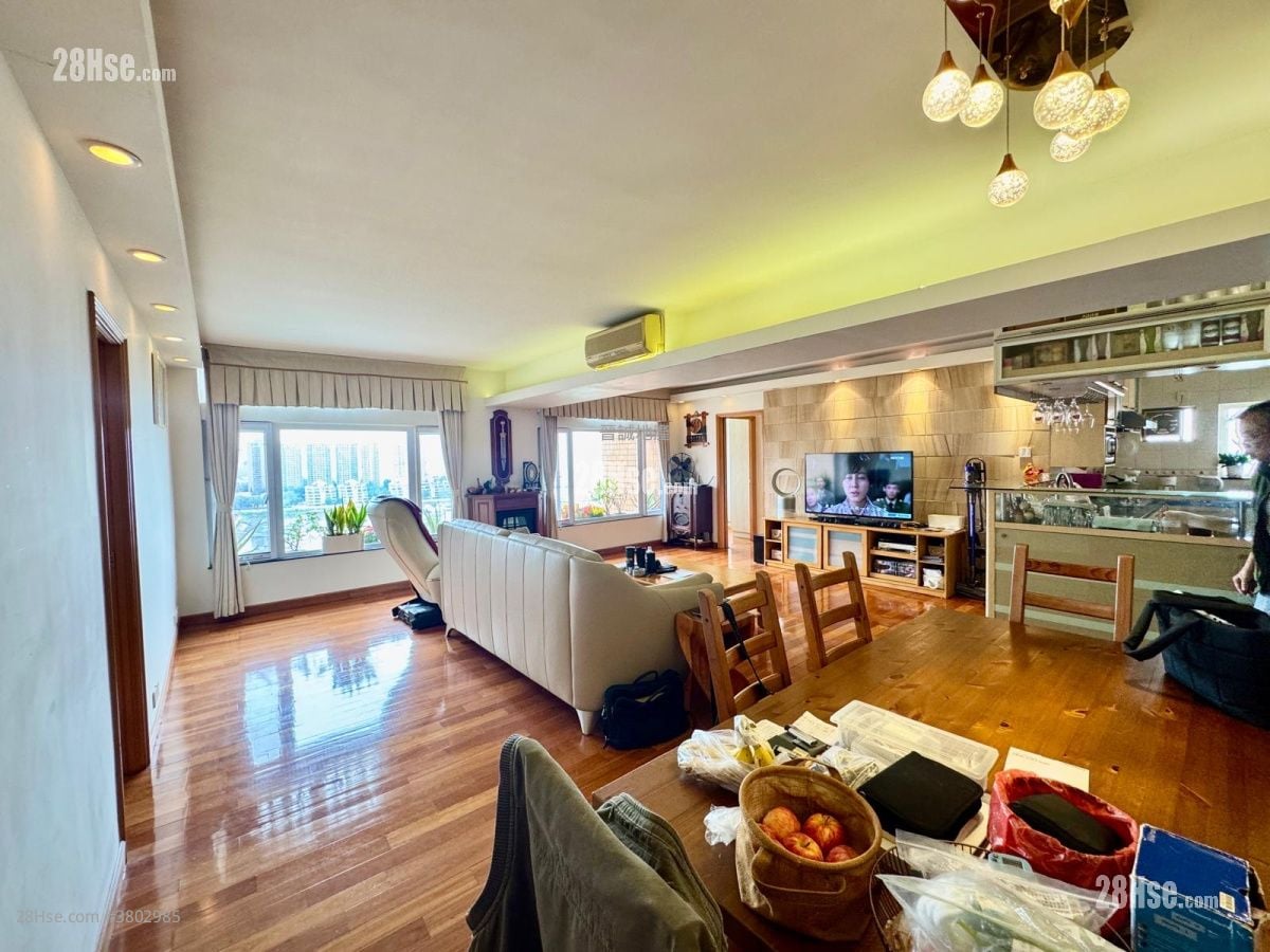 香港黄金海岸 售盘 3 房 , 2 浴室 1,052 平方尺