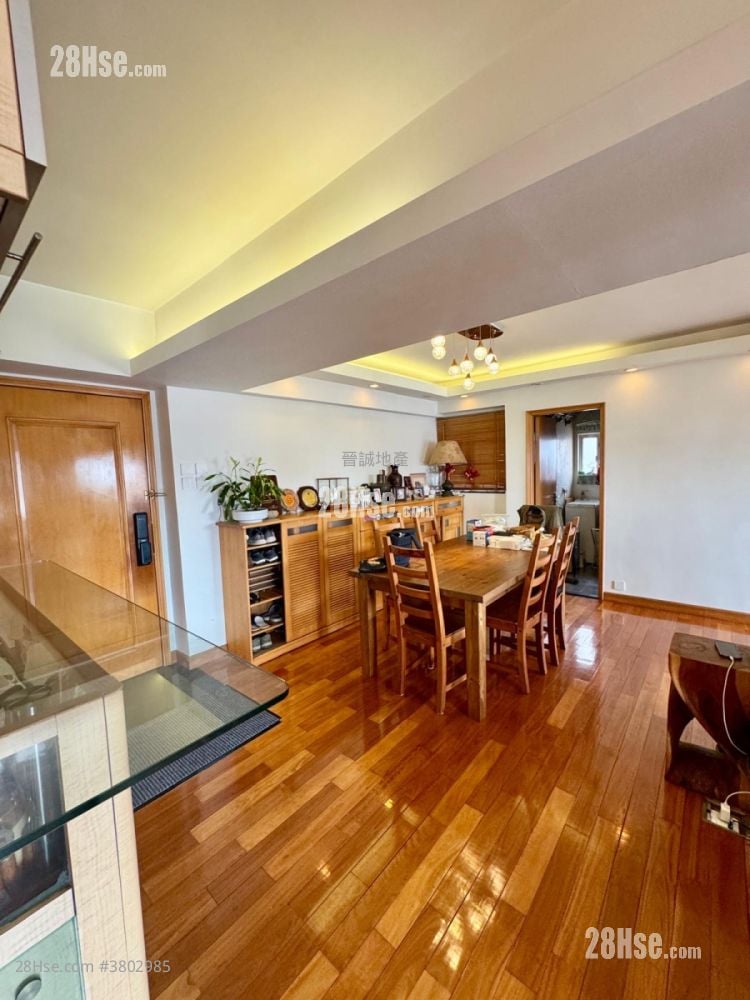 香港黄金海岸 售盘 3 房 , 2 浴室 1,052 平方尺