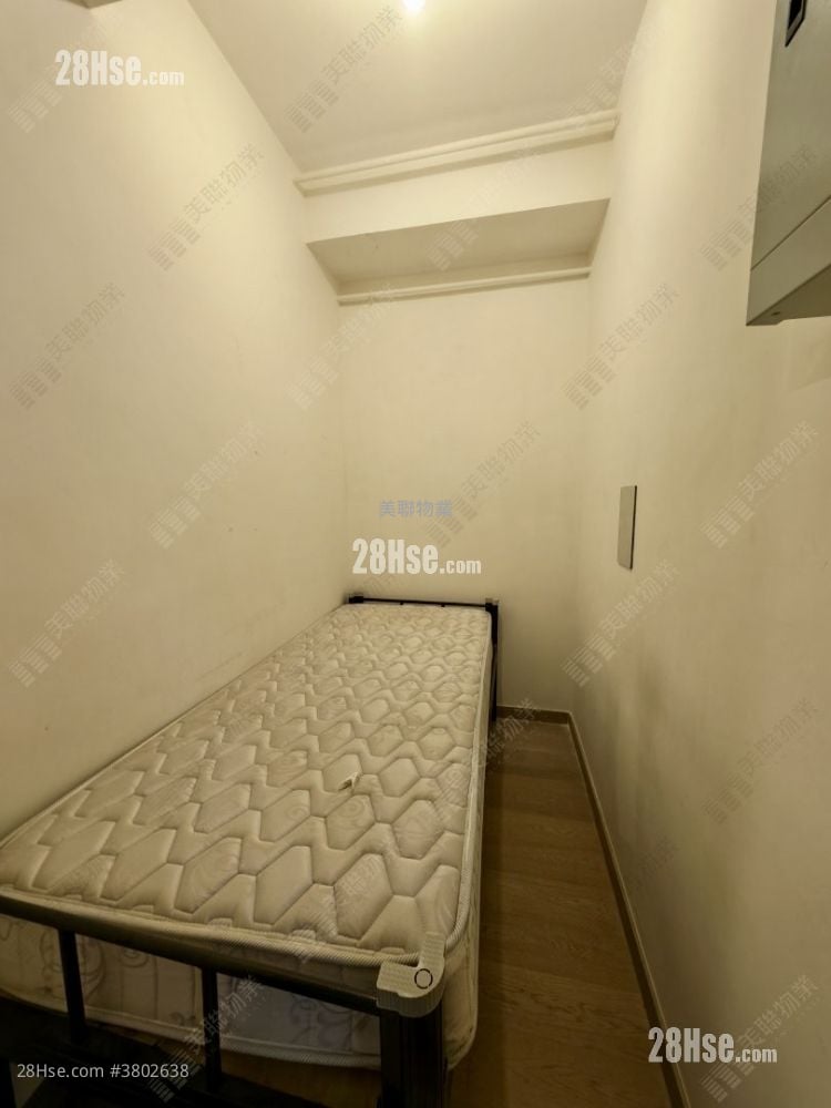 Aurora Rental 3 Bedrooms , 2 Bathrooms 644 ft²