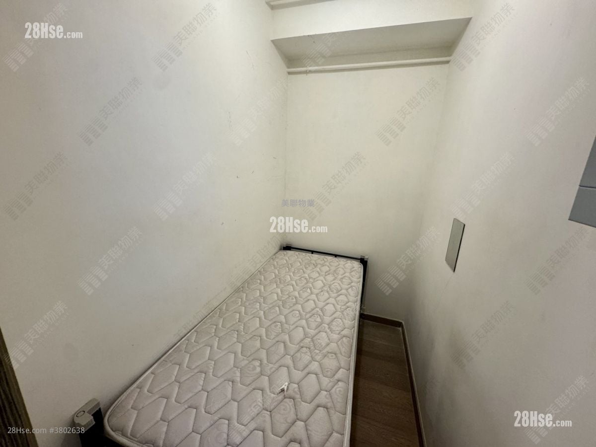 Aurora Rental 3 Bedrooms , 2 Bathrooms 644 ft²