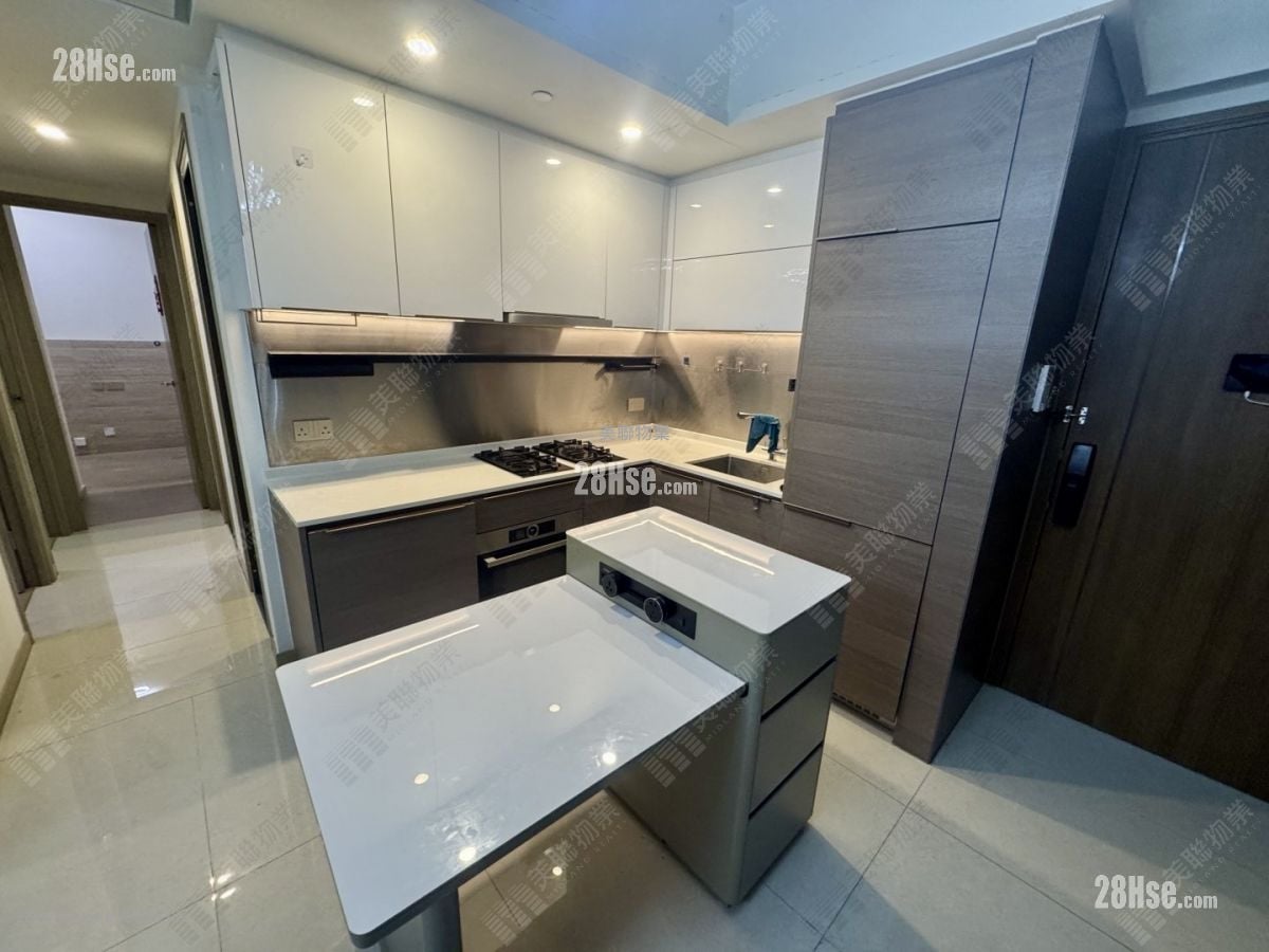 Aurora Rental 3 Bedrooms , 2 Bathrooms 644 ft²