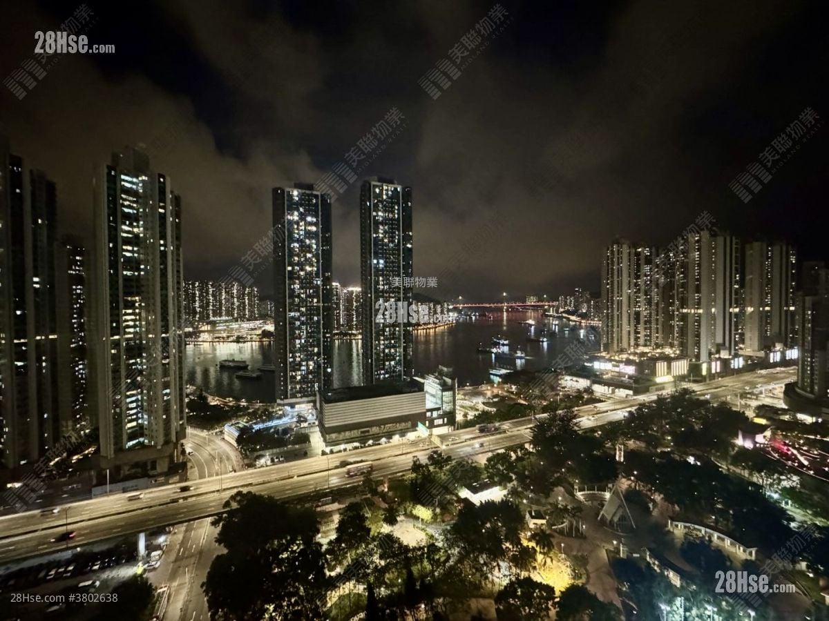 Aurora Rental 3 Bedrooms , 2 Bathrooms 644 ft²