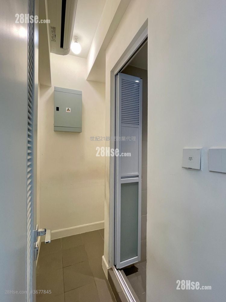 Monaco Rental 3 Bedrooms , 3 Bathrooms 762 ft²