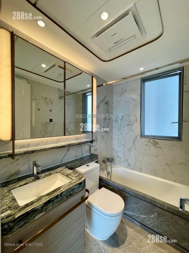 Monaco Rental 3 Bedrooms , 3 Bathrooms 762 ft²