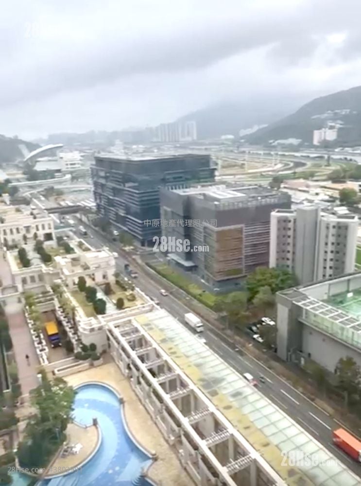 The Palazzo Sell 4 Bedrooms , 2 Bathrooms 1,444 ft²